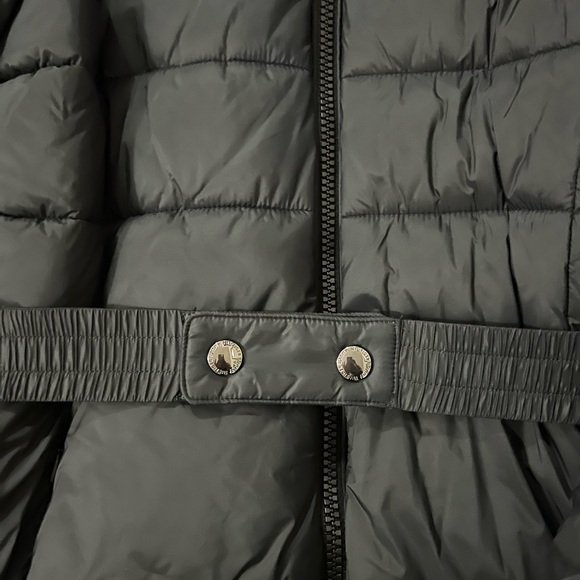 Tommy Hilfiger Long Fur Hooded Puffer Jacket with Belt - Picture 4 of 11